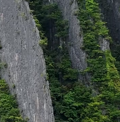 神奇的刀片山