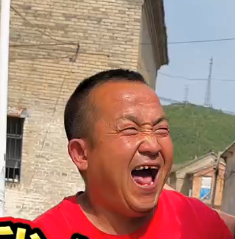 说好的一起长大！你却留在了童年01