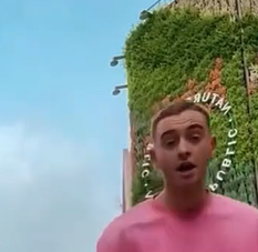 首先你要快乐，其次都是其次