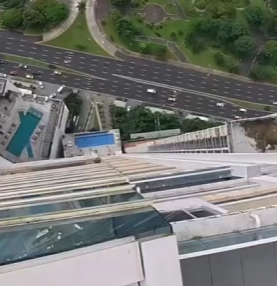 跳伞极限运动
