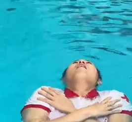 意外落水该如何自救