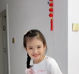 小公主-快乐的小精灵