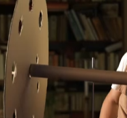 他如何用废纸箱搓出第一台电视的