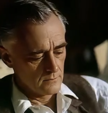 轮椅上的他拯救美国两次