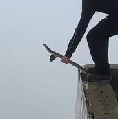 极限运动”高空挑战